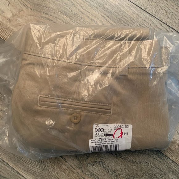 NWT LANDS' END UNIFORM PLAIN STAIN/WRINKLE RESISTANT CHINO SHORTS KHAKI 10H, 18H - Picture 7 of 9